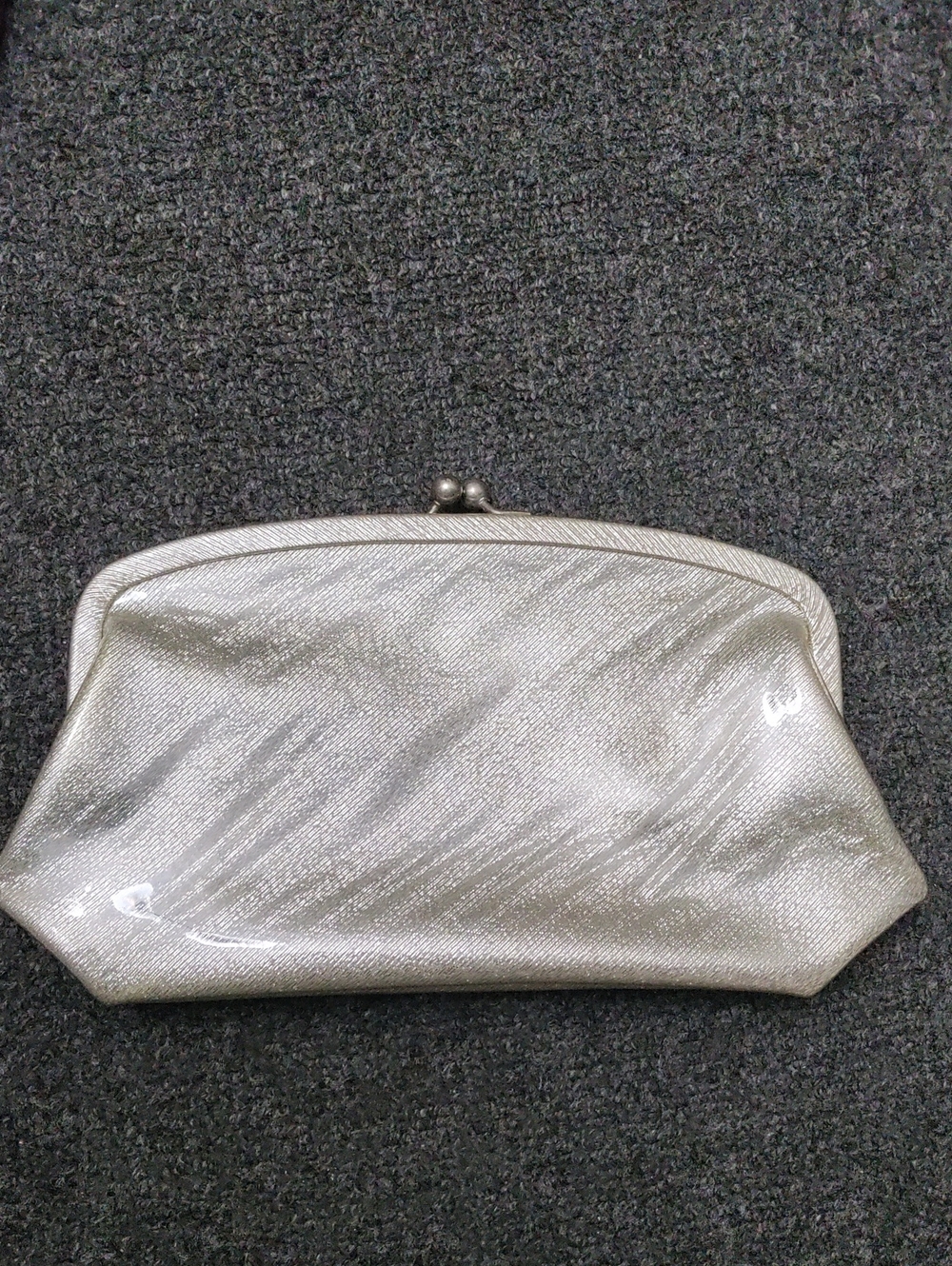 Vintage "Mariam" Classic Silver Vinyl Clasp Pouch/Clutch